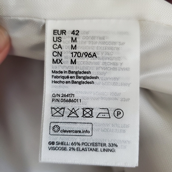 H&M Women's Fitted Blazer, Size Medium - Picture 5 of 5